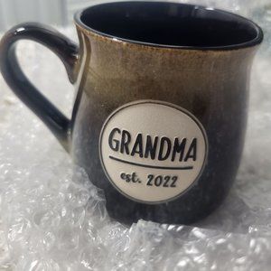 Grandma 2022 Coffee / Tea 16oz Mug, Beige & Blue, Brand New